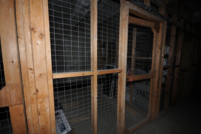 Storage - 112 Franklin St