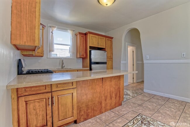 Building Photo - 1218 York St