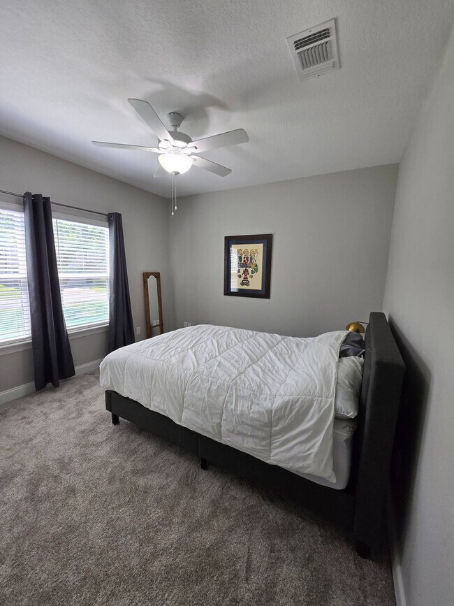 Building Photo - 13812 E El Bonito Dr