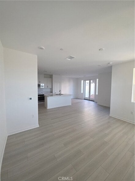 Building Photo - 8457 Gabrielino Ct