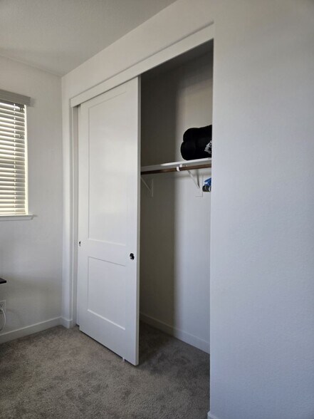 Building Photo - 2413 Village Square Blvd