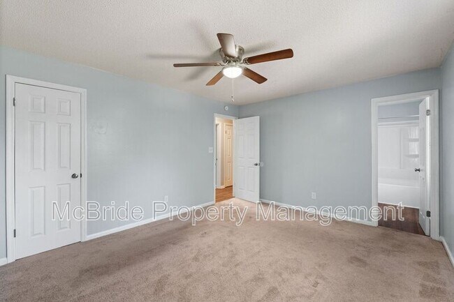 Building Photo - 293 Twin Pines Dr