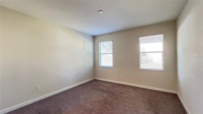 Building Photo - 15079 Evergreen Oak Loop