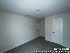 Building Photo - 324 Middle Grn Lp