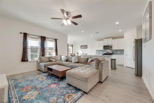 Building Photo - 2506 Kingfisher St