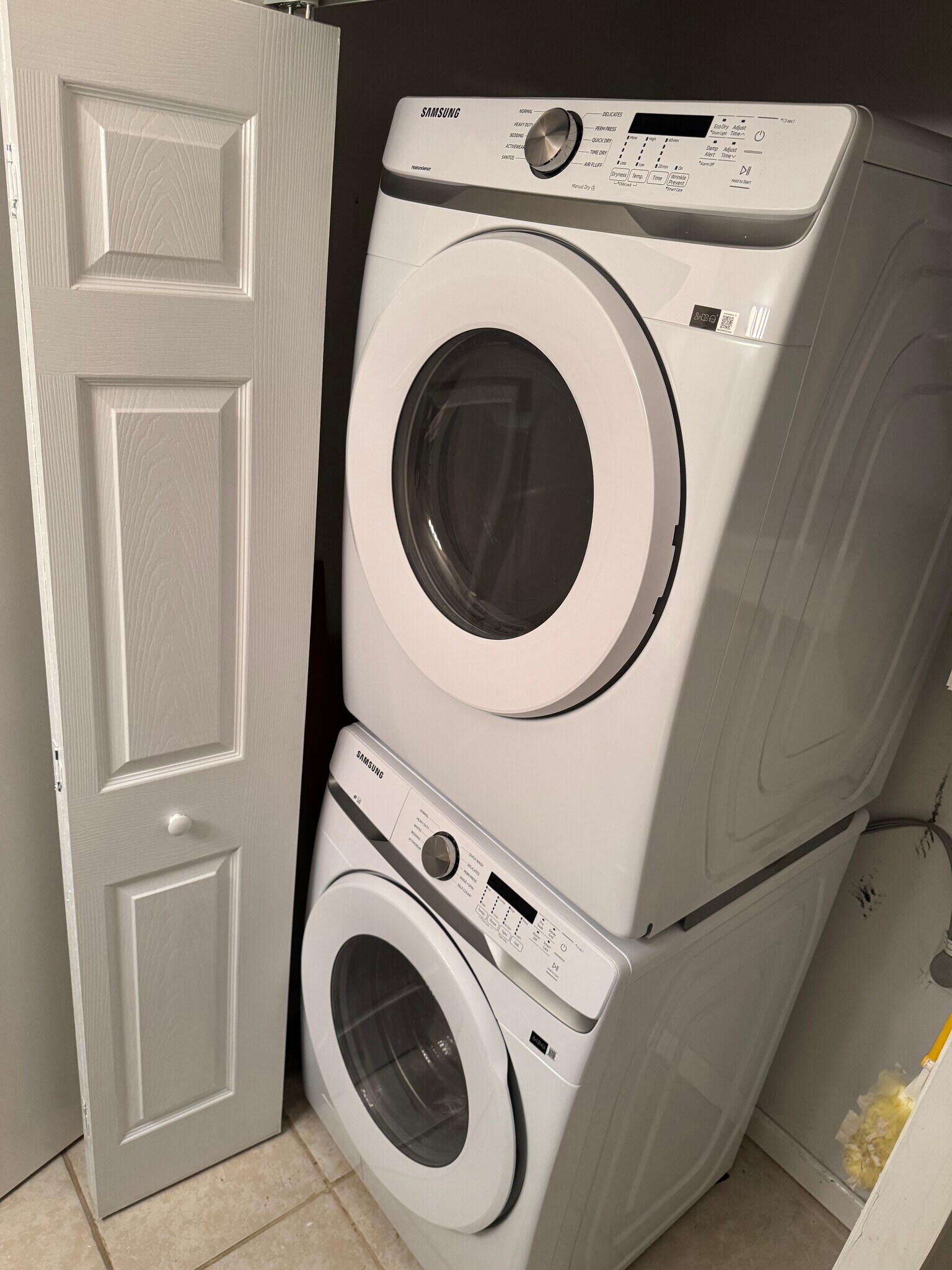 Brand new Washer and Dryer in Unit - 1021 Wirewood Dr