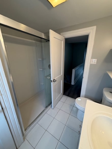 Building Photo - 409 S Shippen St