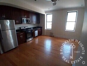 Building Photo - Renovated 3 Bedroom in Bushwick - Must see
