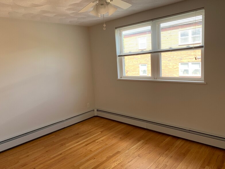Bedroom 2 - 1105 Lexington St