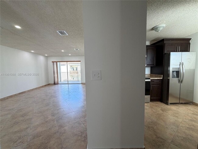 Building Photo - 1181 NW 125th Pl