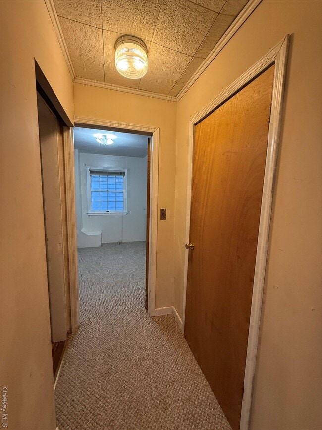 Building Photo - 956 Cherry Ln