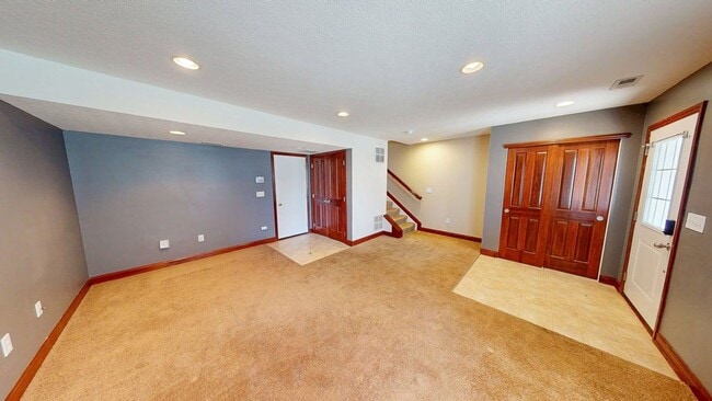 Building Photo - 5930 Winberry Creek Dr