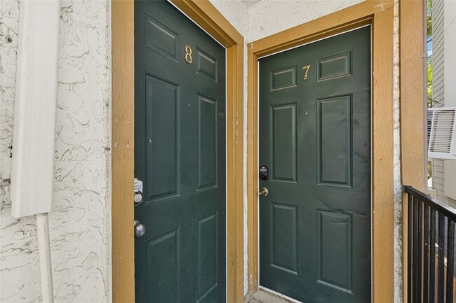 Building Photo - 1603 Welch St