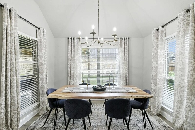 Building Photo - 1629 Town Creek Cir