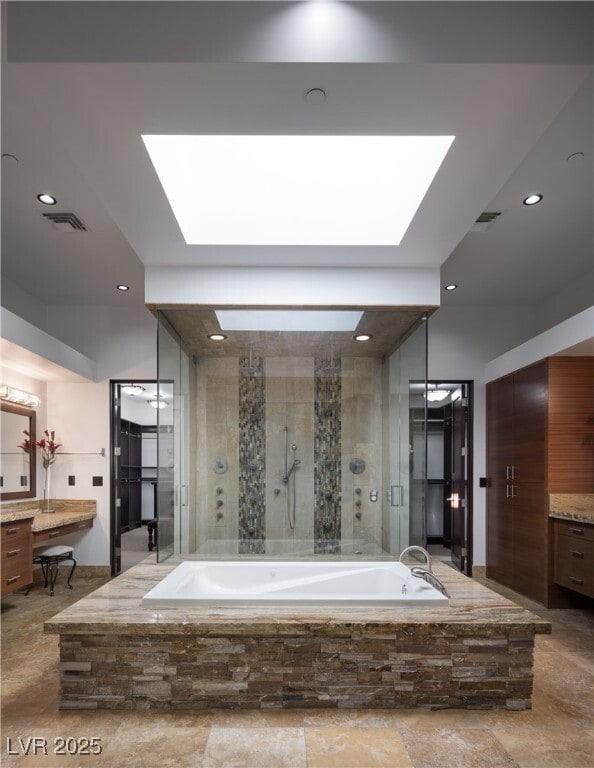 Building Photo - 17 Soaring Bird Ct