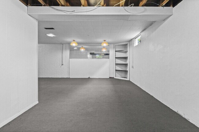 Building Photo - 2615 Flamingo Dr