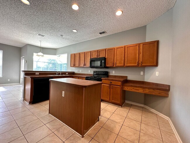 Building Photo - 620 Catherine Foster Ln