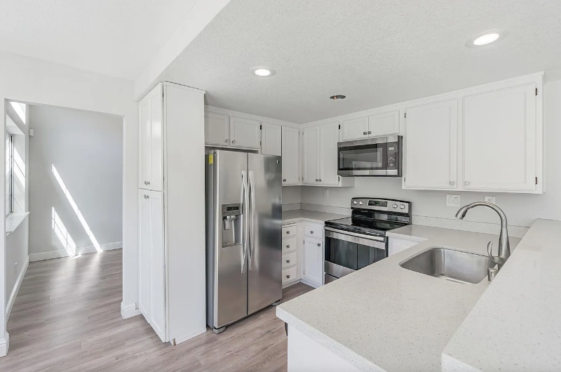 Building Photo - 1716 Clearwood St