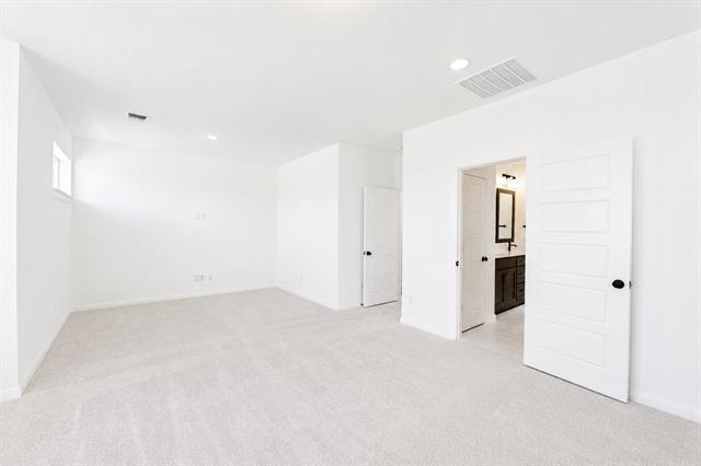 Building Photo - 4801 Vizsla Ln