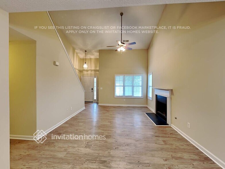 Building Photo - 236 Bainbridge Cir