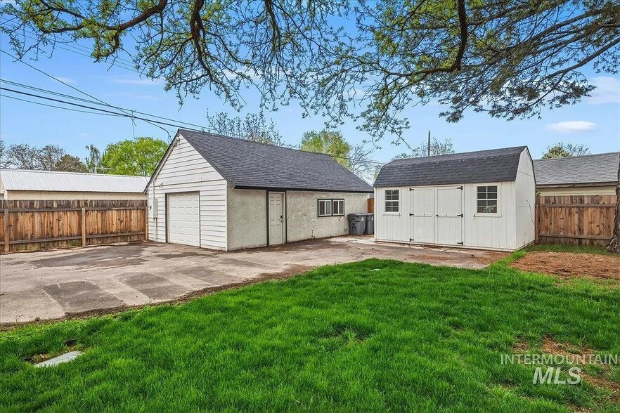 Building Photo - 1424 Arlington Ave