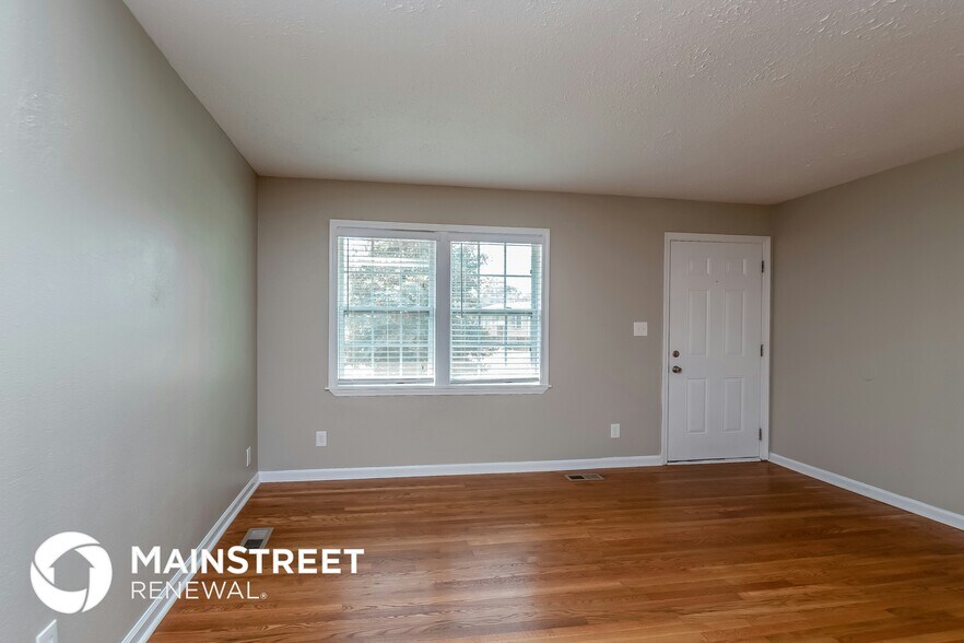 Building Photo - 6394 Waikiki Way