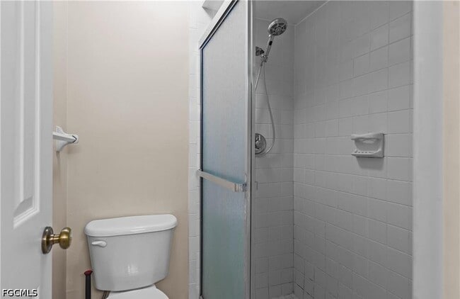 Building Photo - 7105 Quail Run Ct W