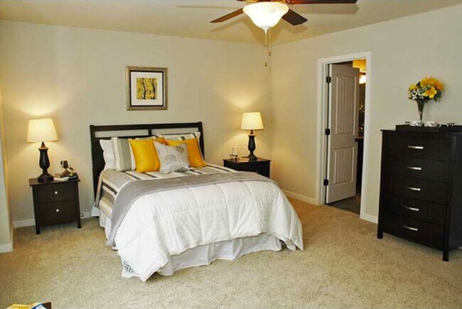 Building Photo - 241 Floridays Way