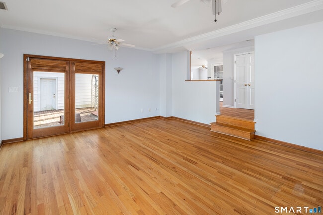 Building Photo - 37 Gaymoor Dr