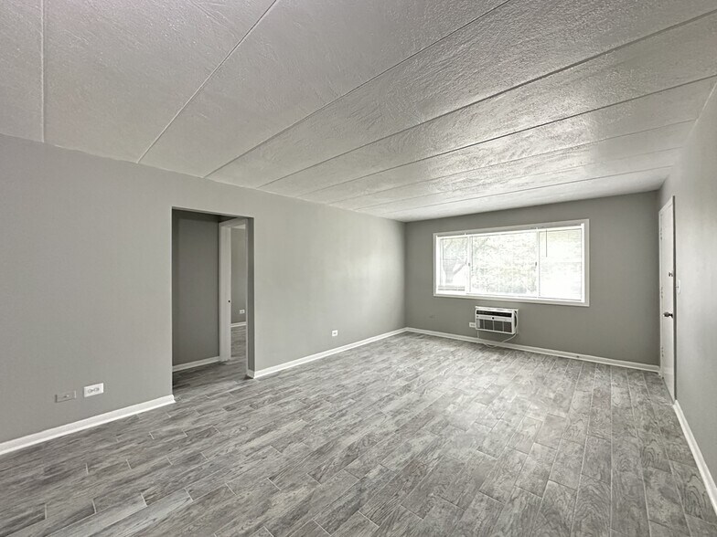 Building Photo - 1408 Carol St