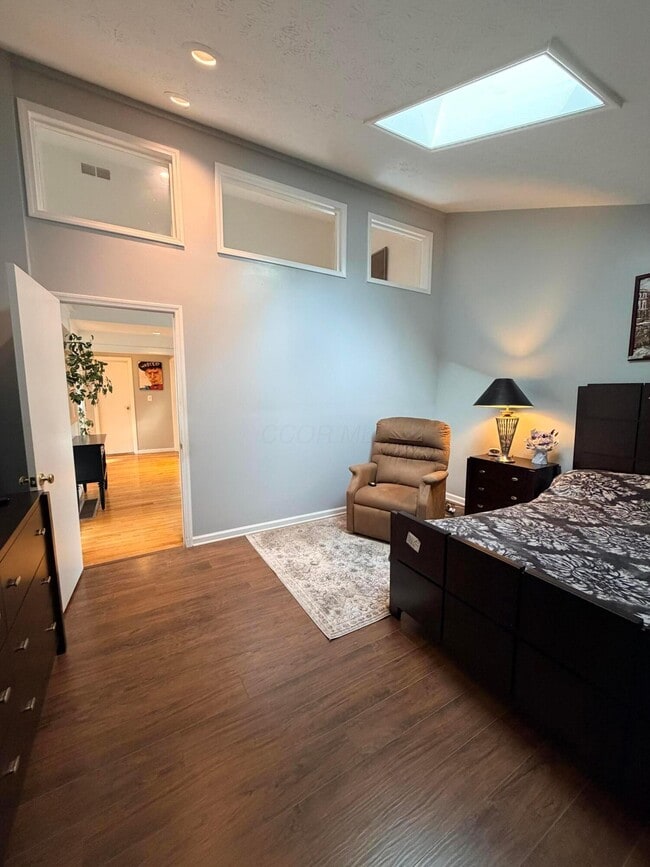 Building Photo - 8226 Glencree Pl
