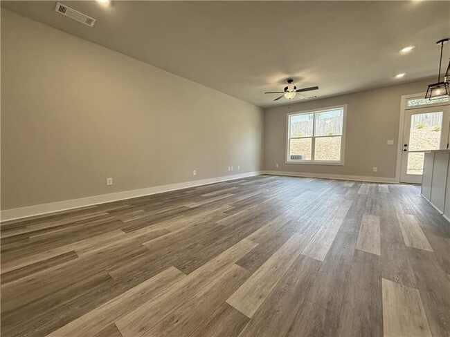 Building Photo - 5704 Urban Vlg Wy