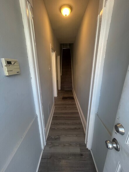 Building Photo - 5647 Heiskell St