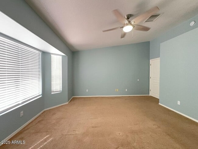 Building Photo - 3876 Camino del Vara