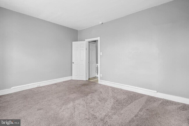 Building Photo - 3902 N Fairhill St