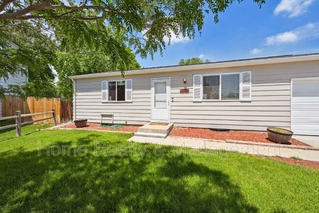 Building Photo - 10444 Hoyt Ct