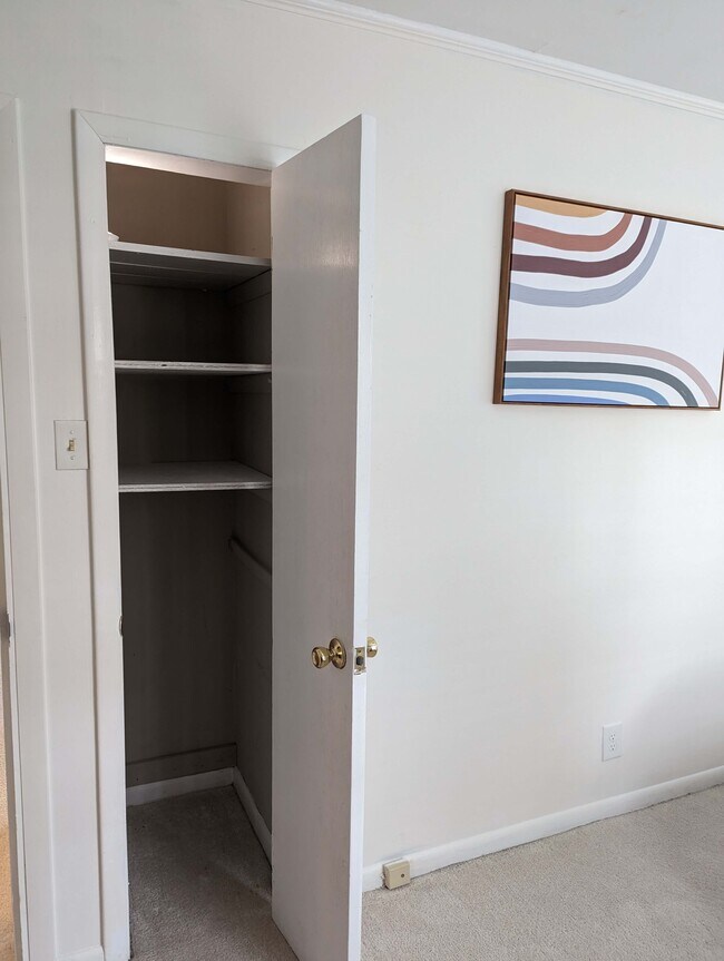 Building Photo - 1805 Bennett St