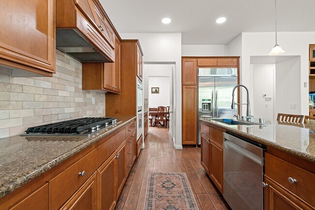 Building Photo - 7116 Torrey Mesa Ct