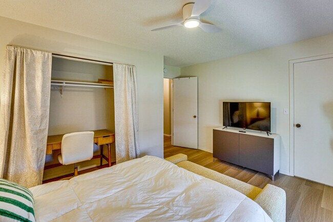 Building Photo - 2630 Kantz Dr