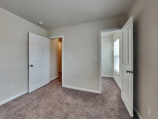 Building Photo - Coming Soon!  Burnside Farms with Fenced in Backyard!