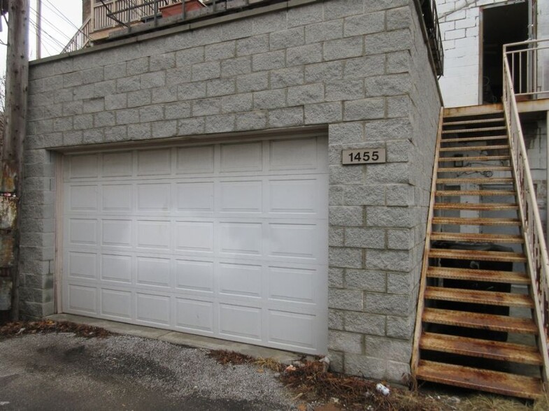 Building Photo - 1453 W Taylor St