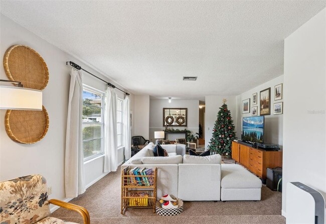 Building Photo - 149 Roper Dr