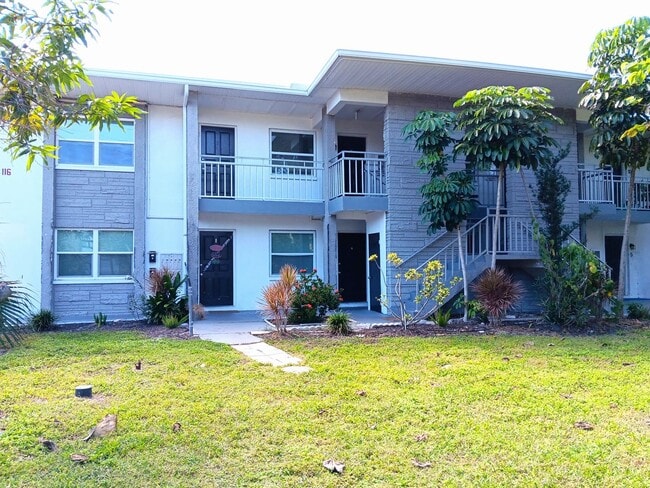 Primary Photo - Nice, renovated one-bedroom near 4th St co...