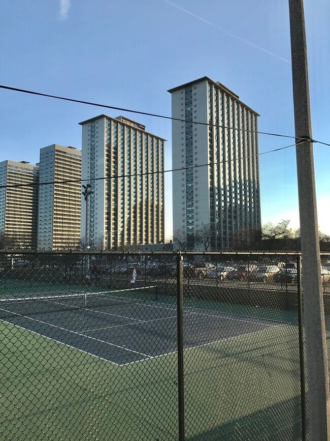 Building Photo - 3600 N Lake Shore Dr