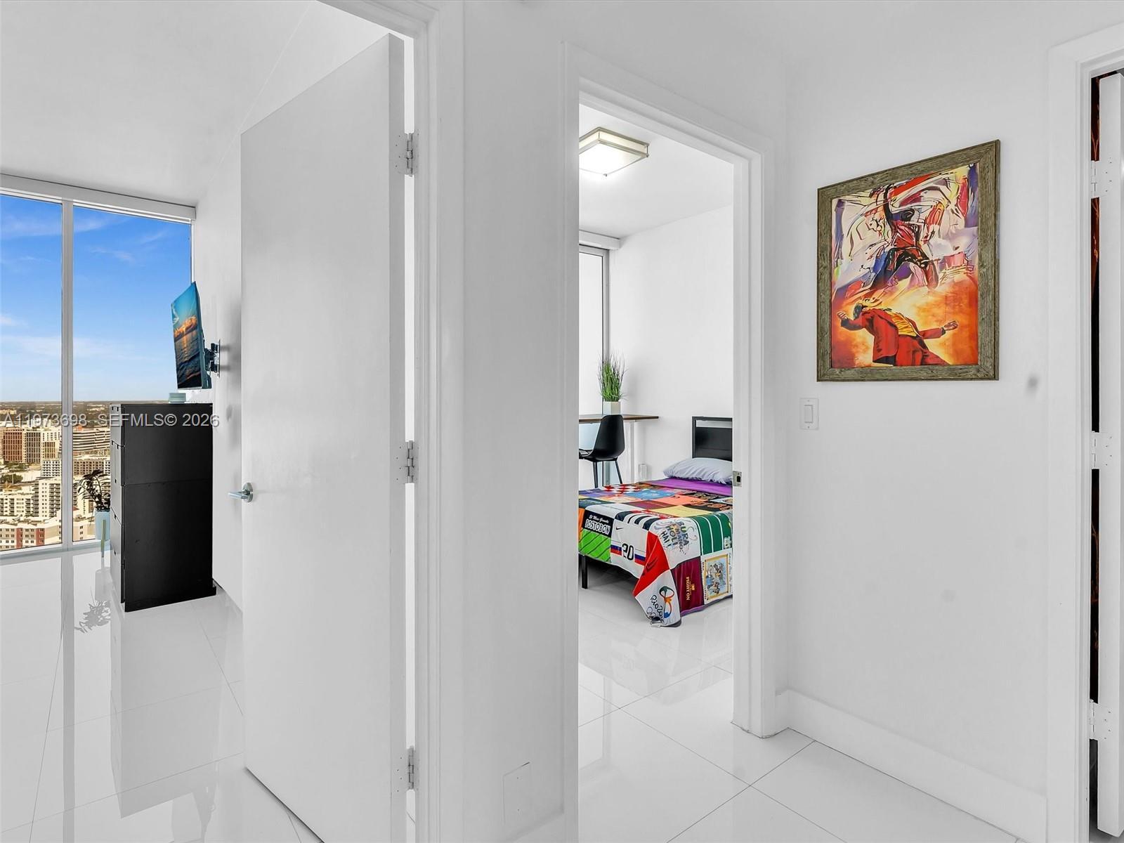 Building Photo - 2020 N Bayshore Dr