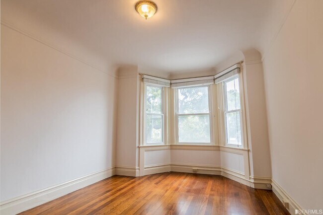 Building Photo - 1871 Lombard St