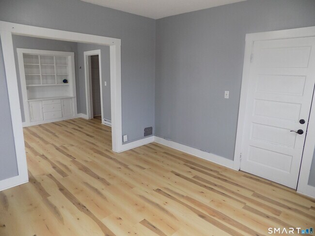 Building Photo - 182 West St