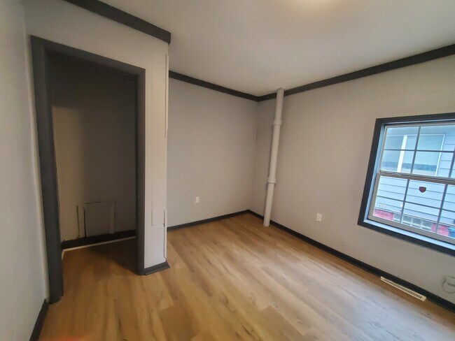 Building Photo - 2646 Reynolds St