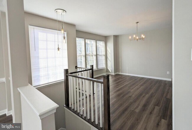 Building Photo - 46178 Cecil Terrace