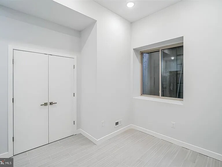 Building Photo - 2417 N 7th St